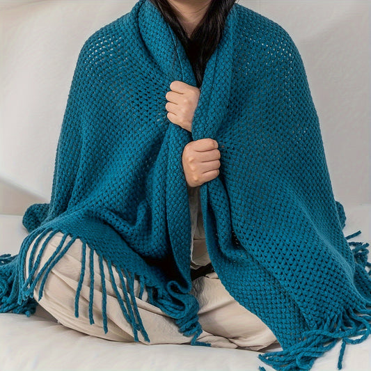 Isla Fringe Throw Blanket