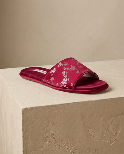 Hayes Brocade Slide