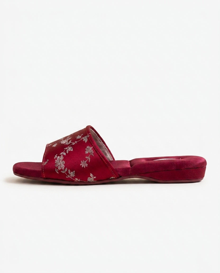 Hayes Brocade Slide