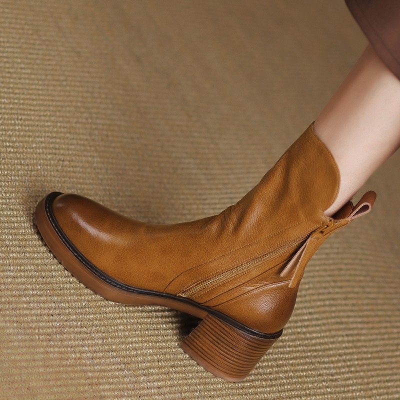 Raven Side-Zip Block Heel | Hudson & Wells