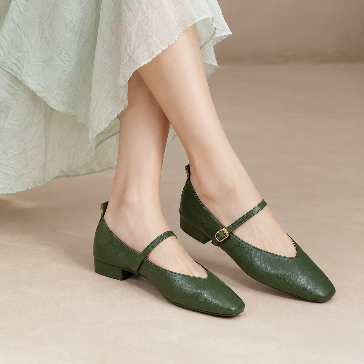 Diana Women's Cushioned Shoes, Broad Size Range | Hudson & Wells