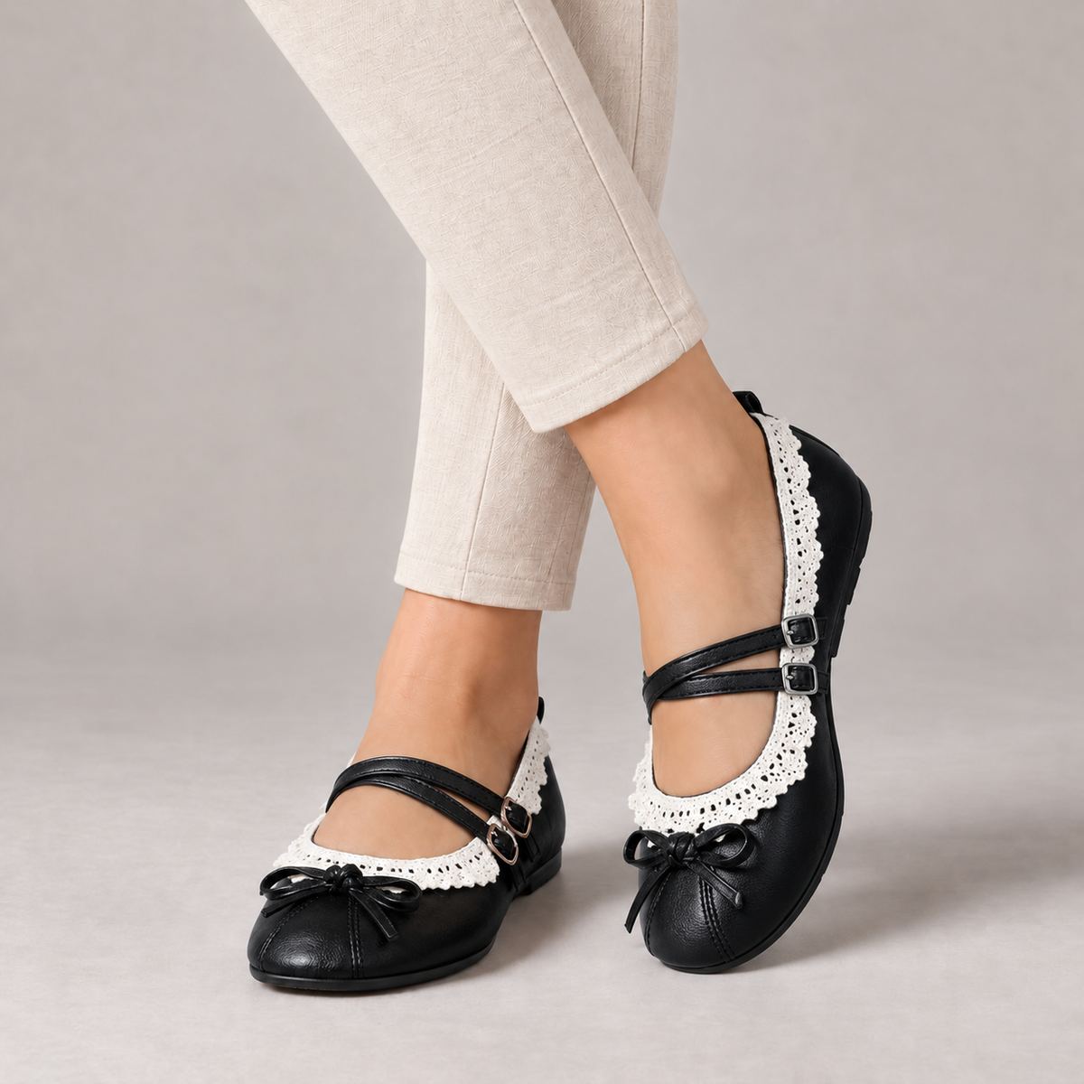 Ellen Comfort Lace-Trim Mary Jane Shoes — Black | Hudson & Wells