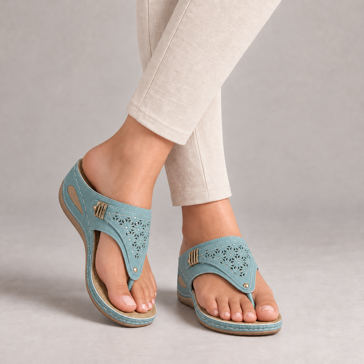 Etta Women's Lightweight Rubber-Sole Wedge Sandals — Blue | Hudson & Wells
