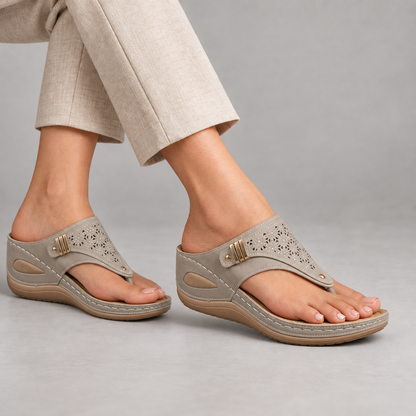 Etta Women's Lightweight Rubber-Sole Wedge Sandals — Gray | Hudson & Wells