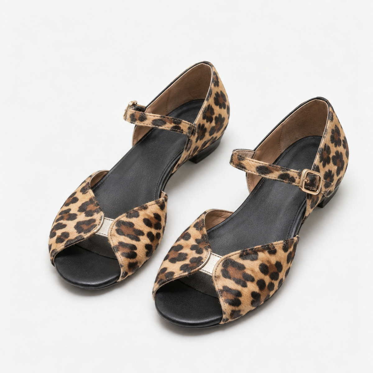 Evelyn Women's Cushioned Ankle Strap Sandals | Hudson & Wells
