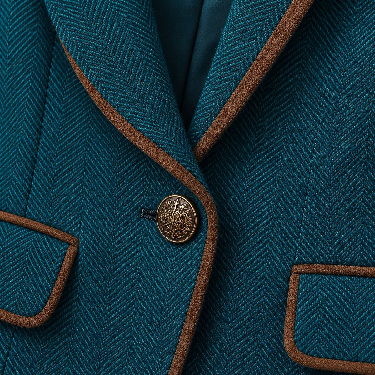 Gwendolyn Contrast-Piped Blazer | Hudson & Wells