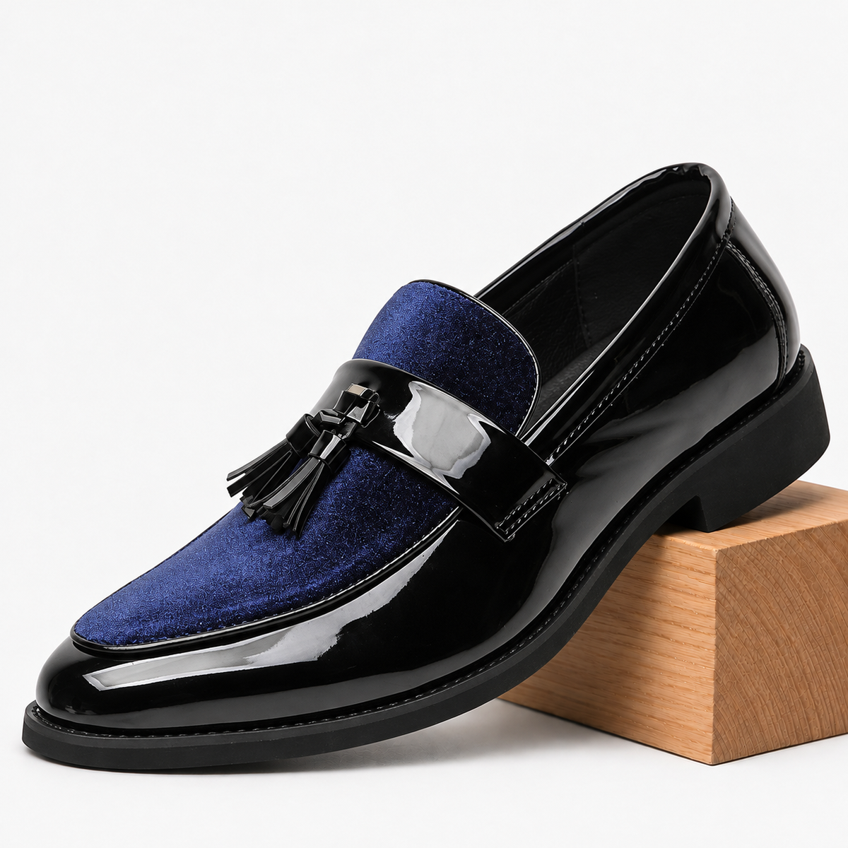 Hartley Soft Tassel Loafers | Hudson & Wells