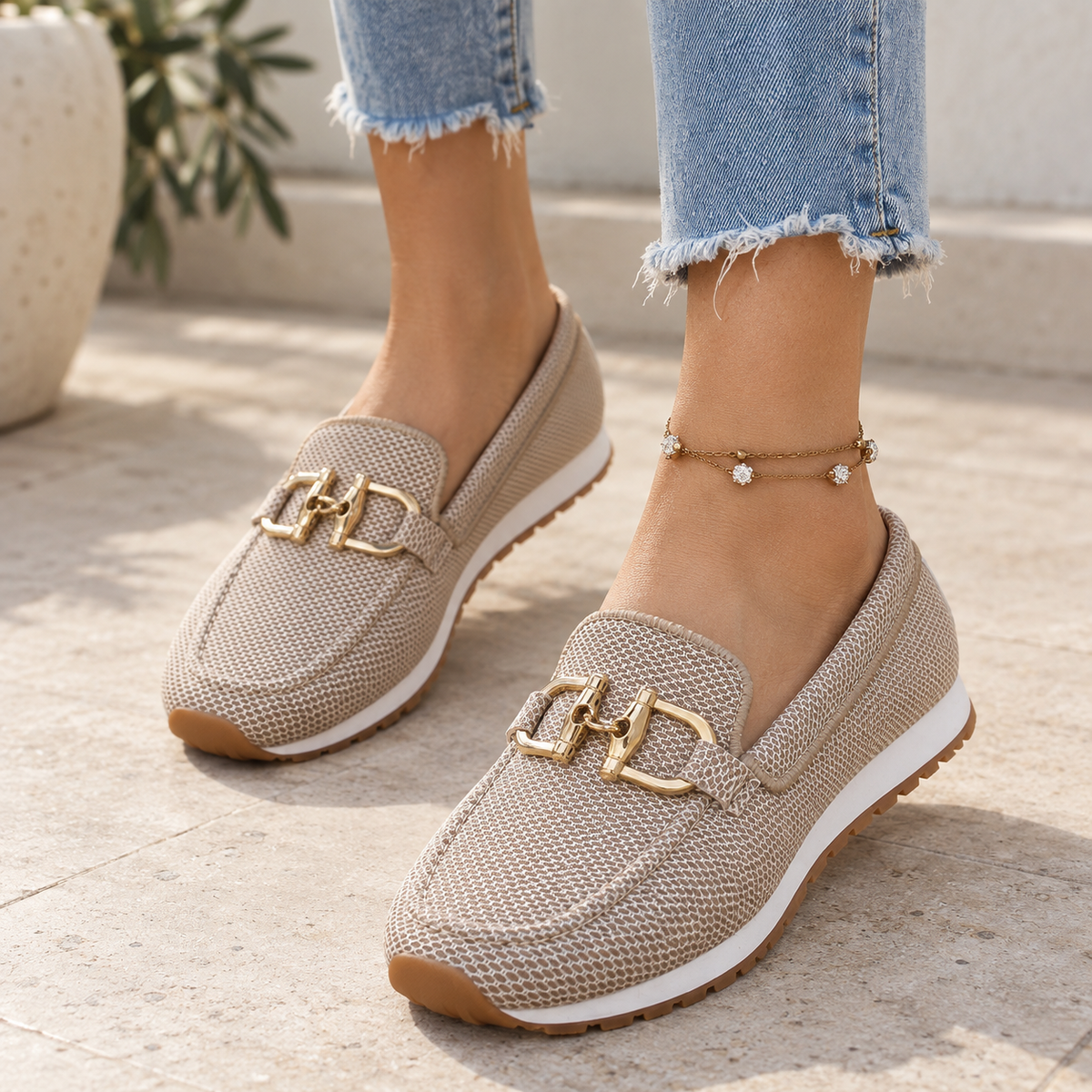 Lorraine Women's Cushioned Comfort Shoes | Hudson & Wells