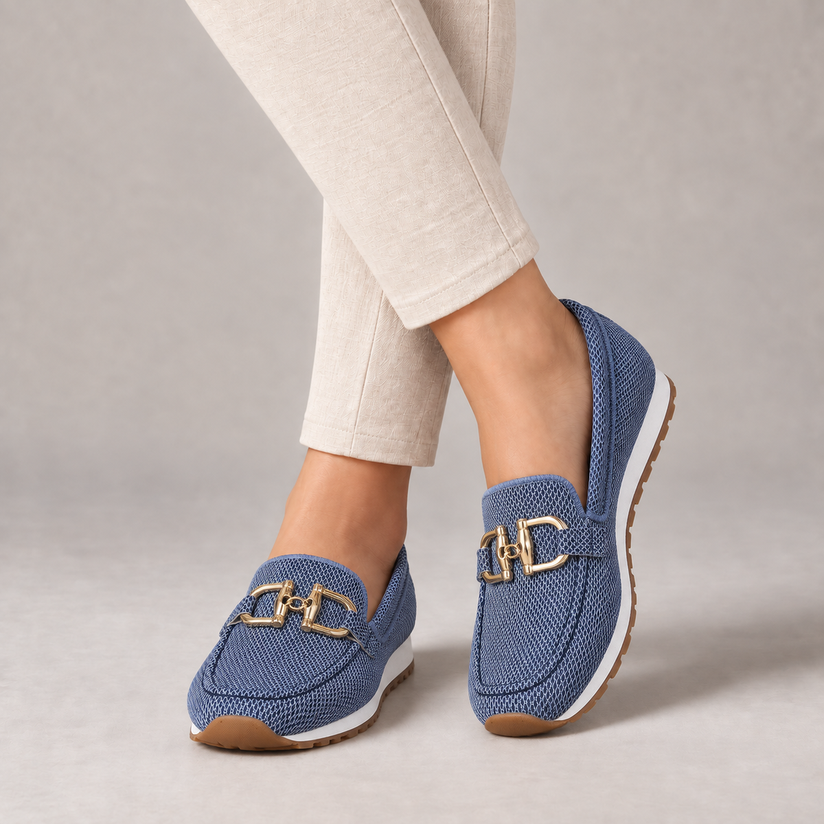 Lorraine Women's Cushioned Comfort Shoes — Blue | Hudson & Wells