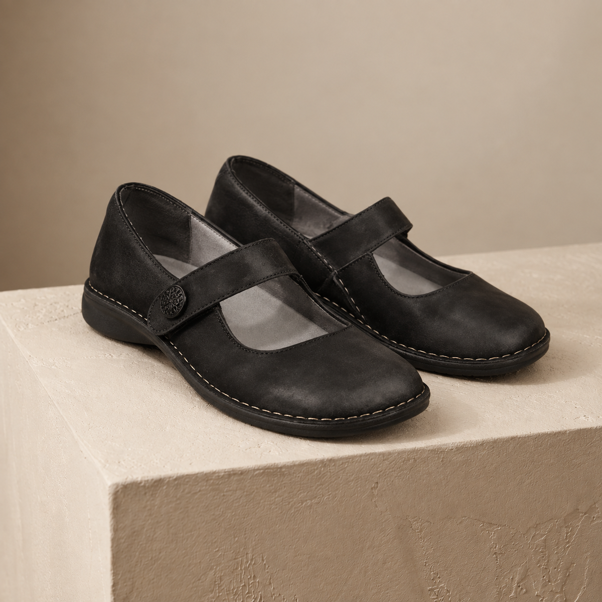 Marian Women's Orthopedic Comfort Shoes, Half-Size Options | Hudson & Wells