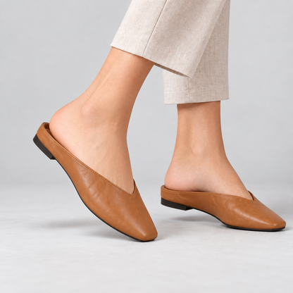 Nash V-Cut Mule | Hudson & Wells
