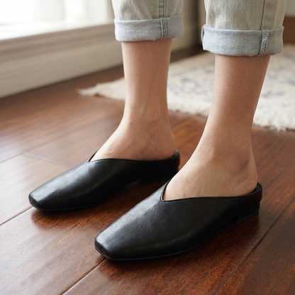 Nash V-Cut Mule | Hudson & Wells