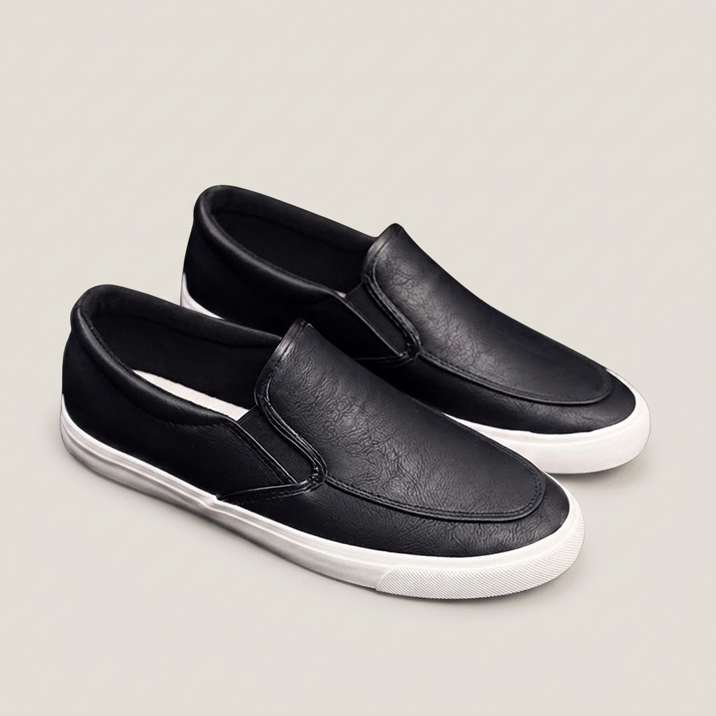 Nolan Apron-Toe Slip-On | Hudson & Wells