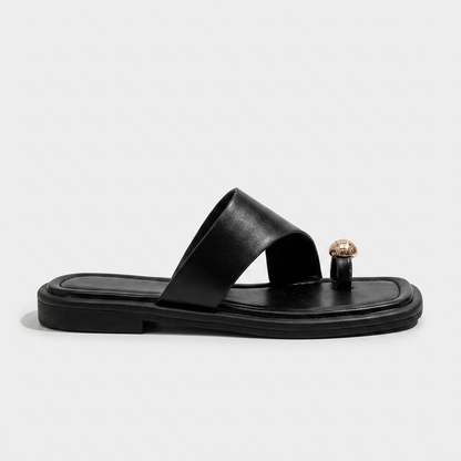 Oliver Metal-Accent Slide — Black | Hudson & Wells