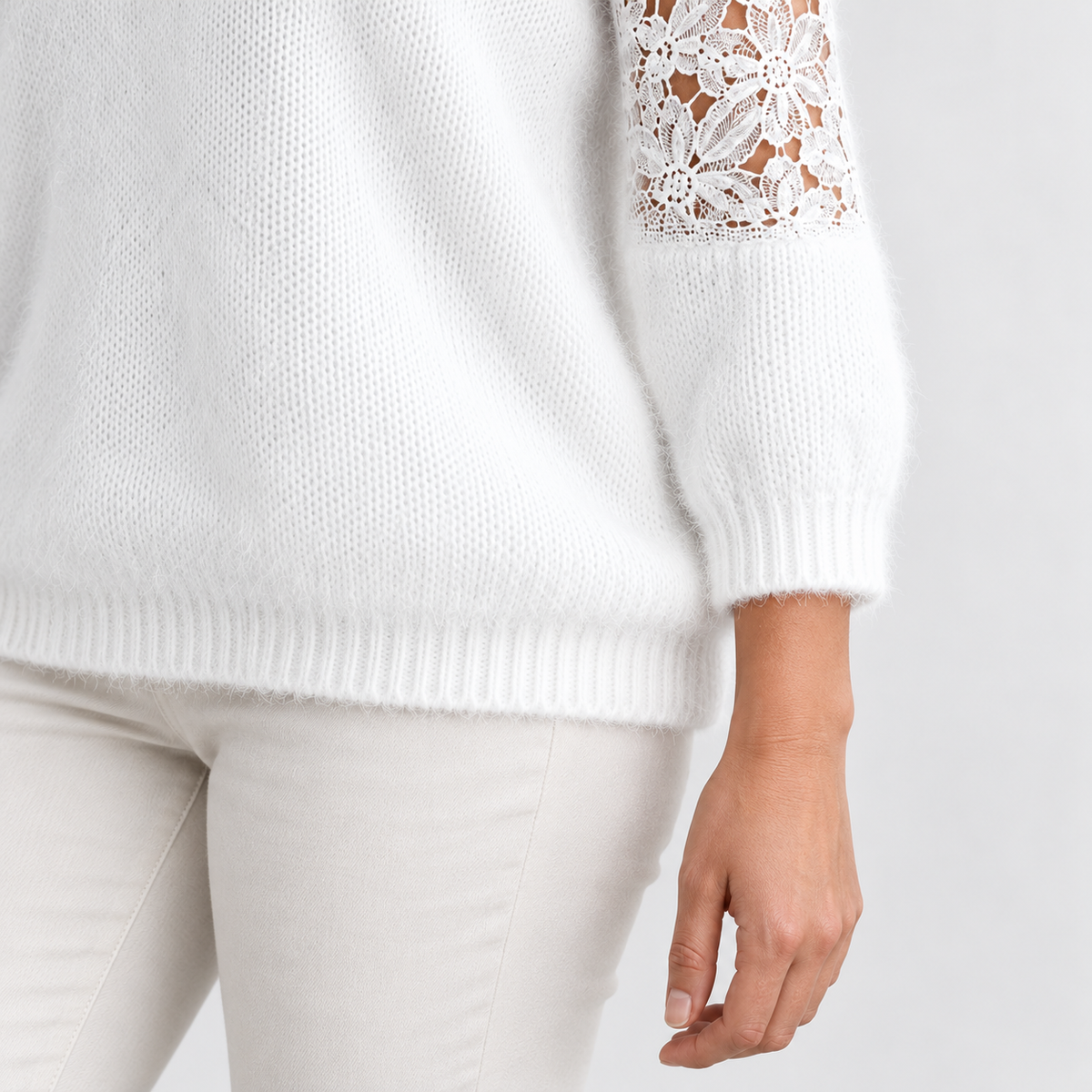 Rosie Soft Pullover Sweater | Hudson & Wells