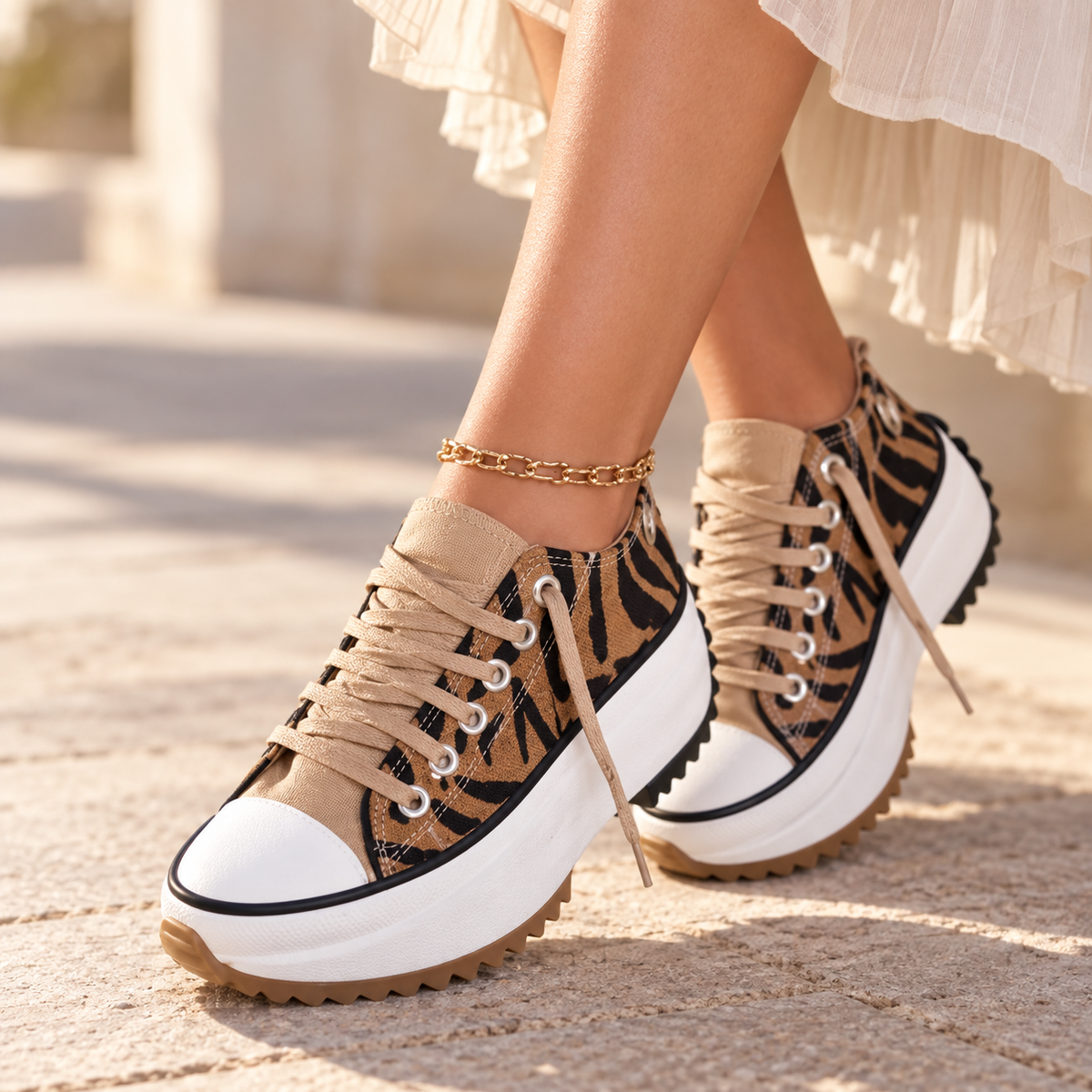 Sterling Ridged Platform Sneaker | Hudson & Wells