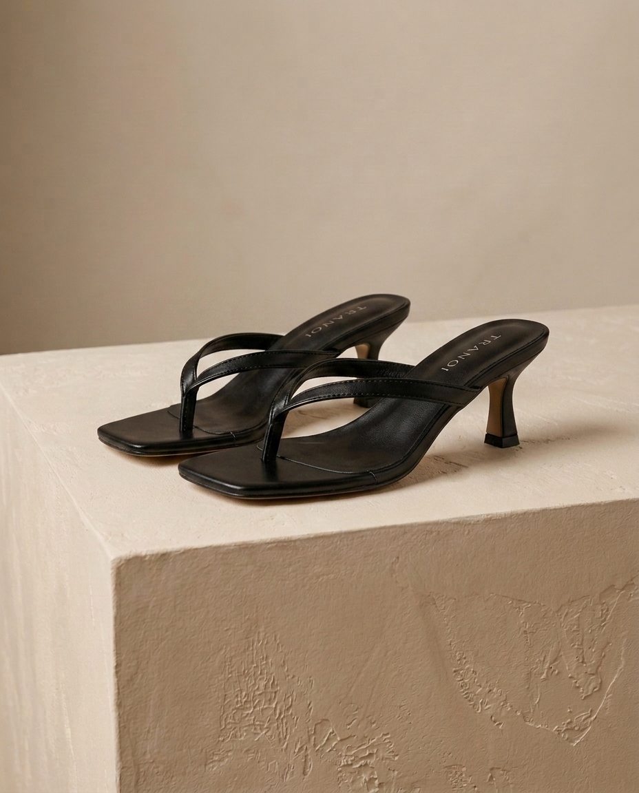 Warren Square-Toe Kitten Heel | Hudson & Wells