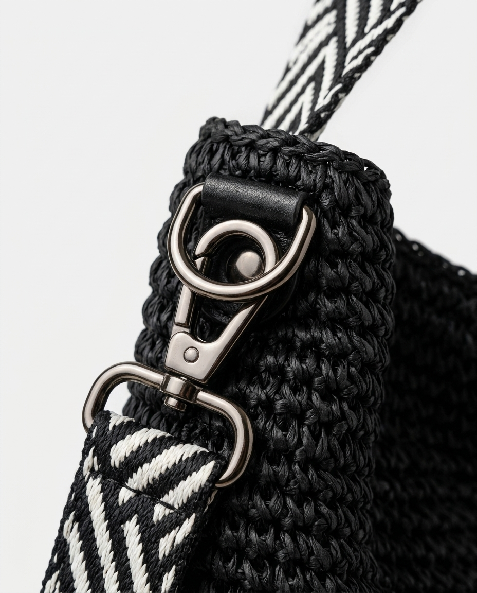 Amalfi Woven Hobo Bag - detail_macro 11